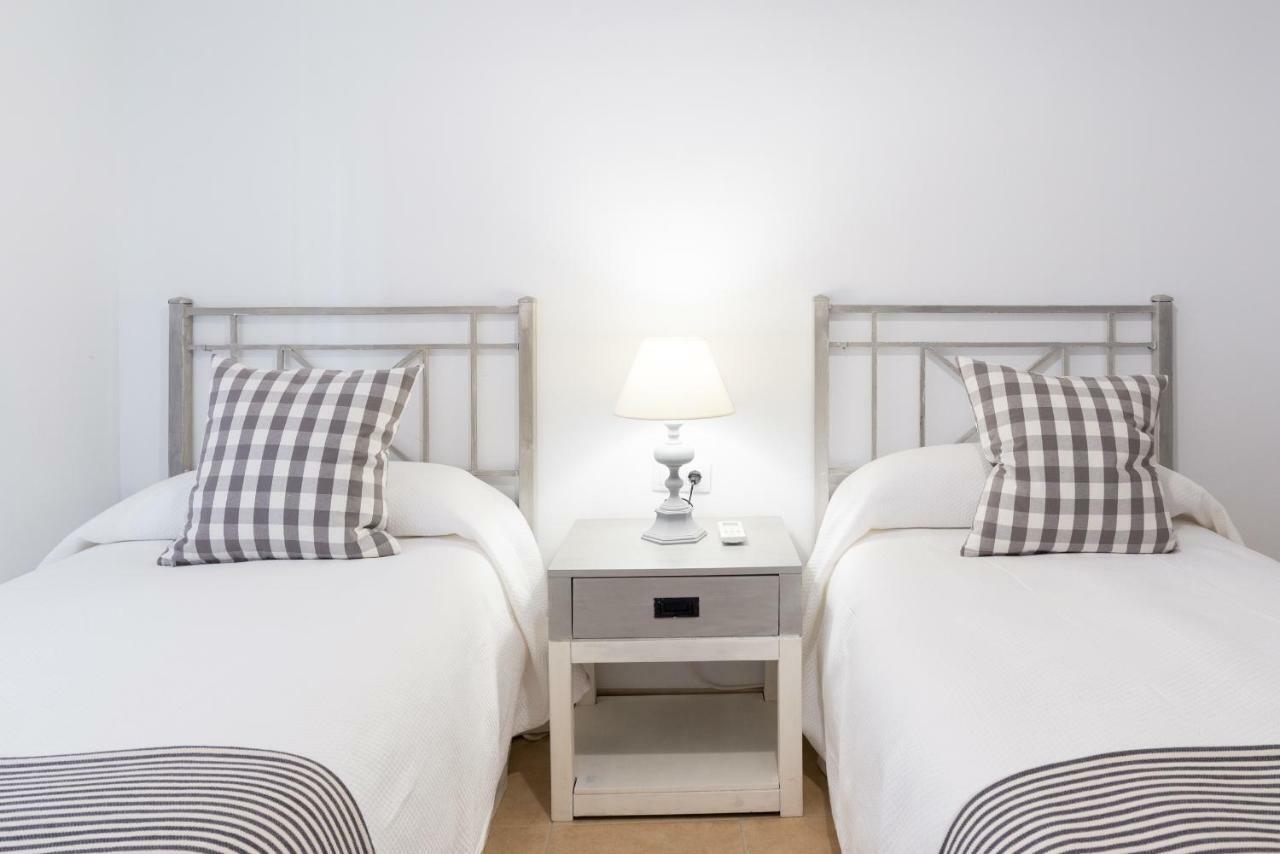 Apartamento Con Encanto En Primera Linea De Playa Malaga Exterior photo